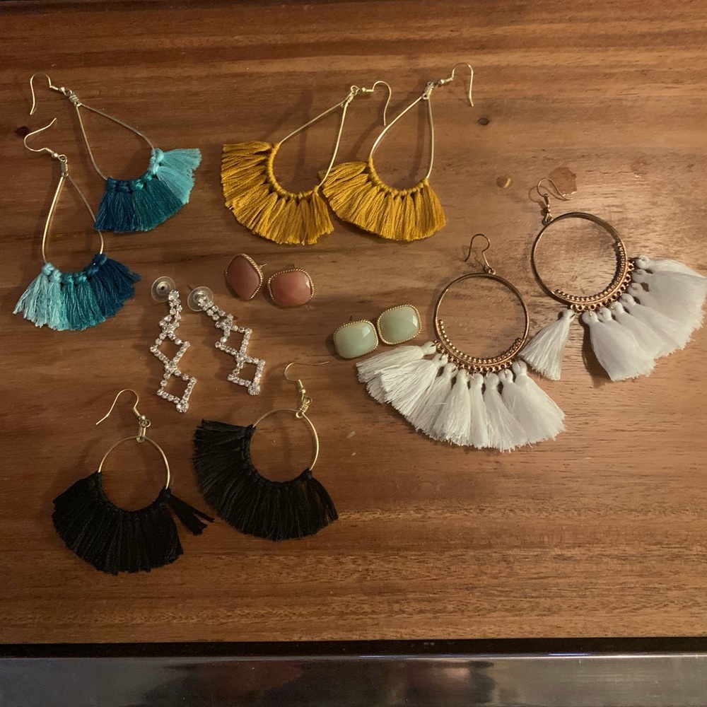 TASSEL/ DIAMOND/ SMALL EARRING BUNDLE!! 7 PAIRS!